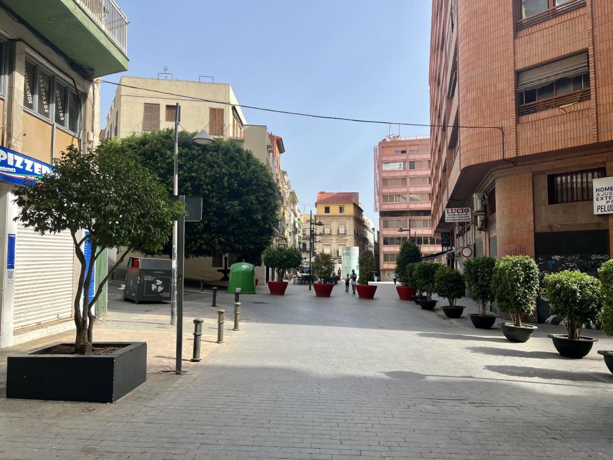 Cozy San Cristobal Apartment In Heart Of 阿利坎特 外观 照片
