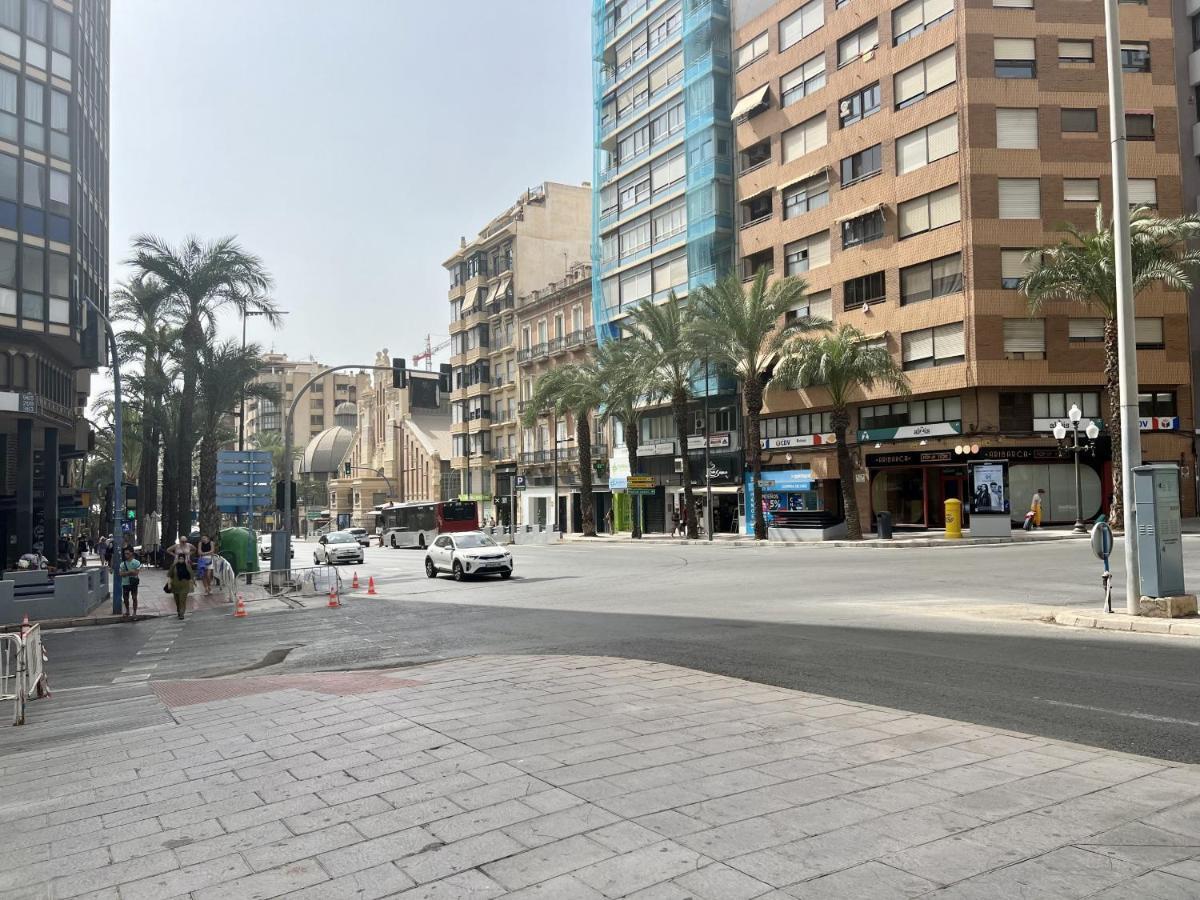 Cozy San Cristobal Apartment In Heart Of 阿利坎特 外观 照片
